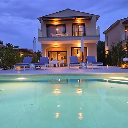 فيلة Anmaria Luxury
